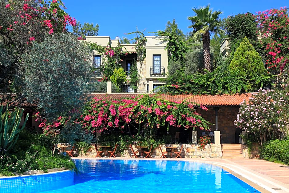 Zeytinada Hotel