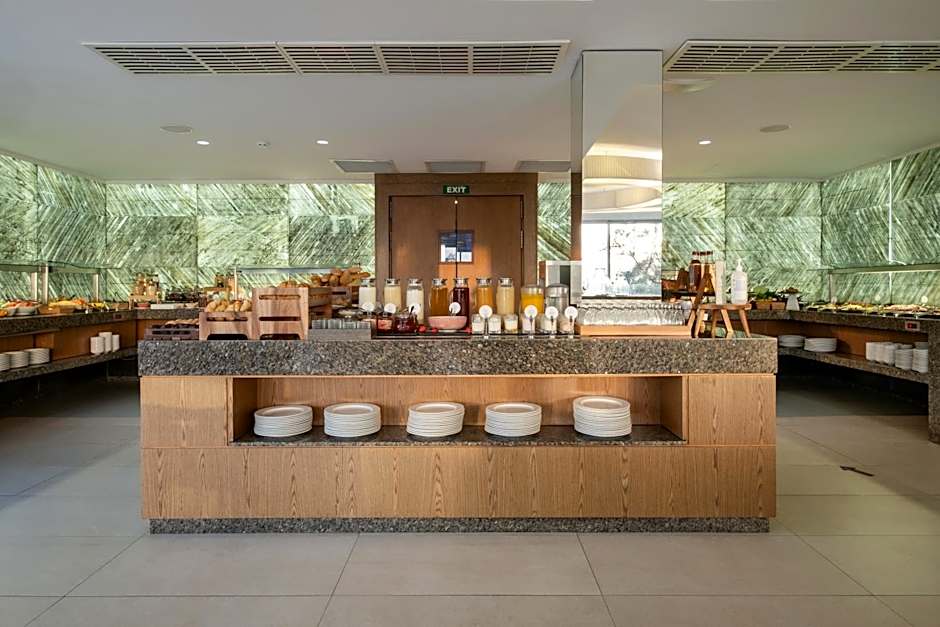 Kyrat Amarac - Adults Only