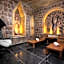 Cappa Via Cave Hotel