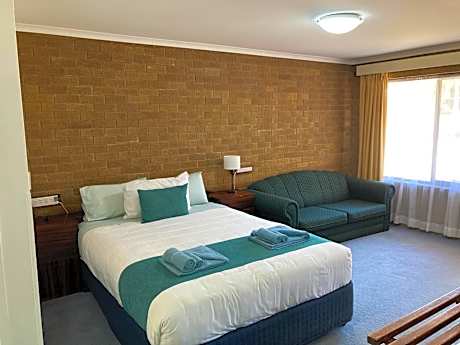 Executive Queen or Twin Room
