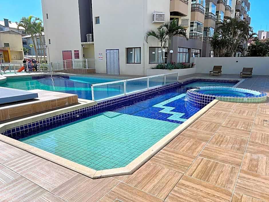 Apto Magnólia 50m da praia by Achei Florianópolis