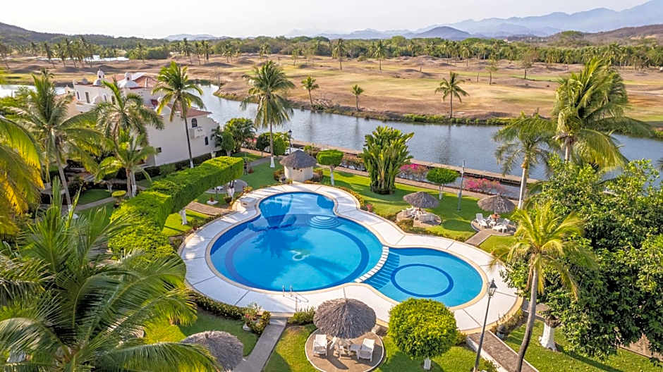 Penthouse Villa at Ixtapa Marina