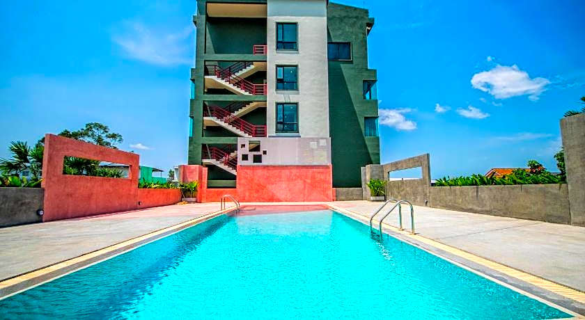 Comet Hotel Surat Thani