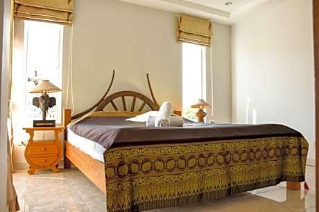 Family Room (4 Adults)