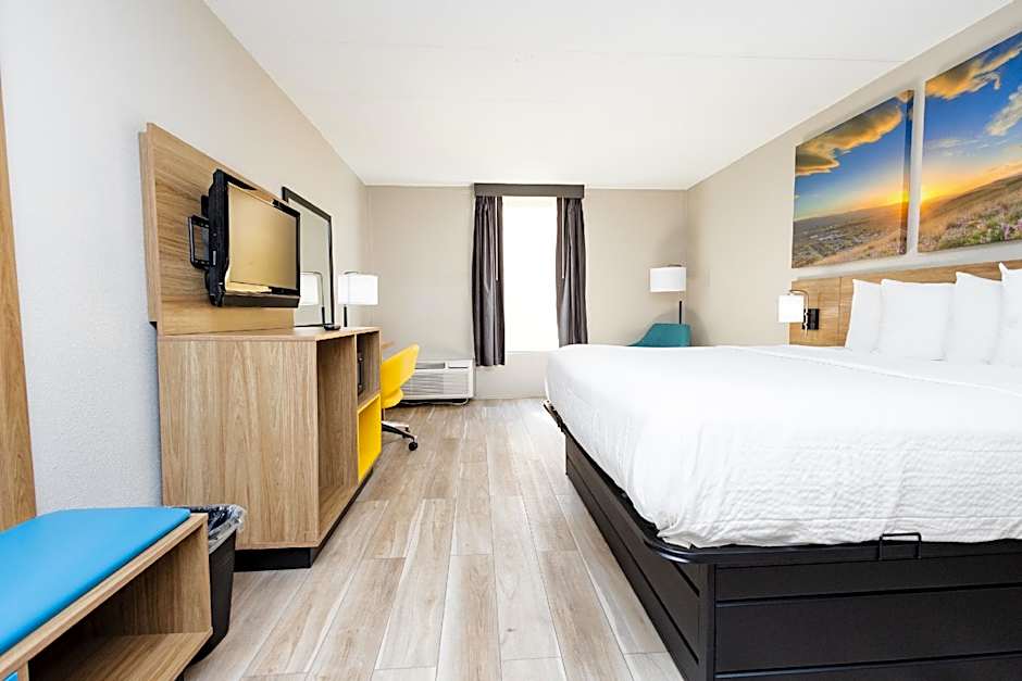 Days Inn by Wyndham Sharonville