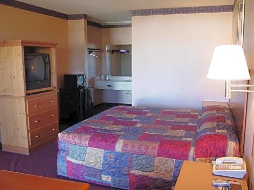 Garden Inn & Suites