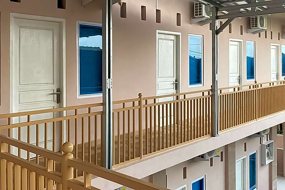 RedDoorz Syariah near PKOR Lampung