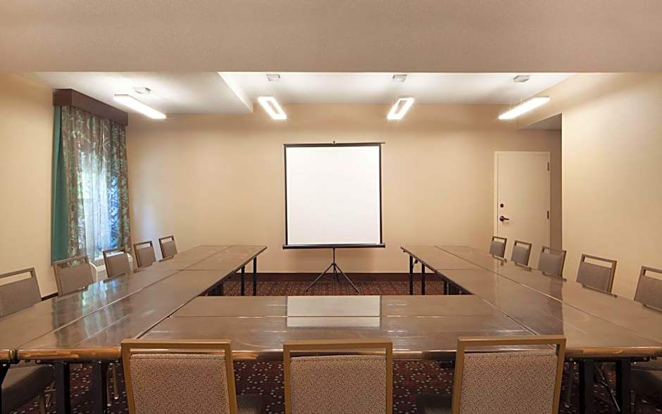 Hampton Inn By Hilton Lawrenceville