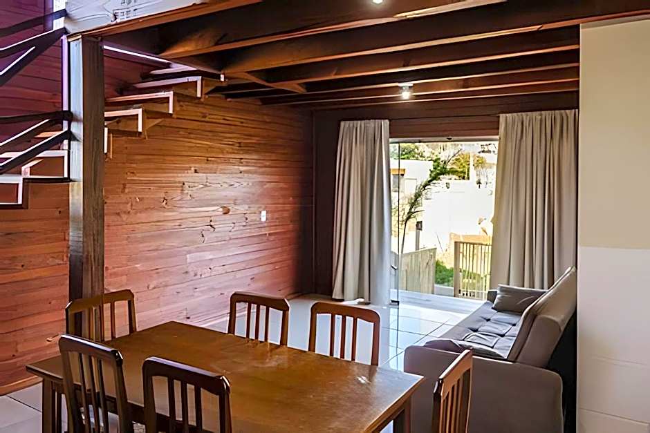 Casa Ibiraquera / Praia do Rosa - SC (1)