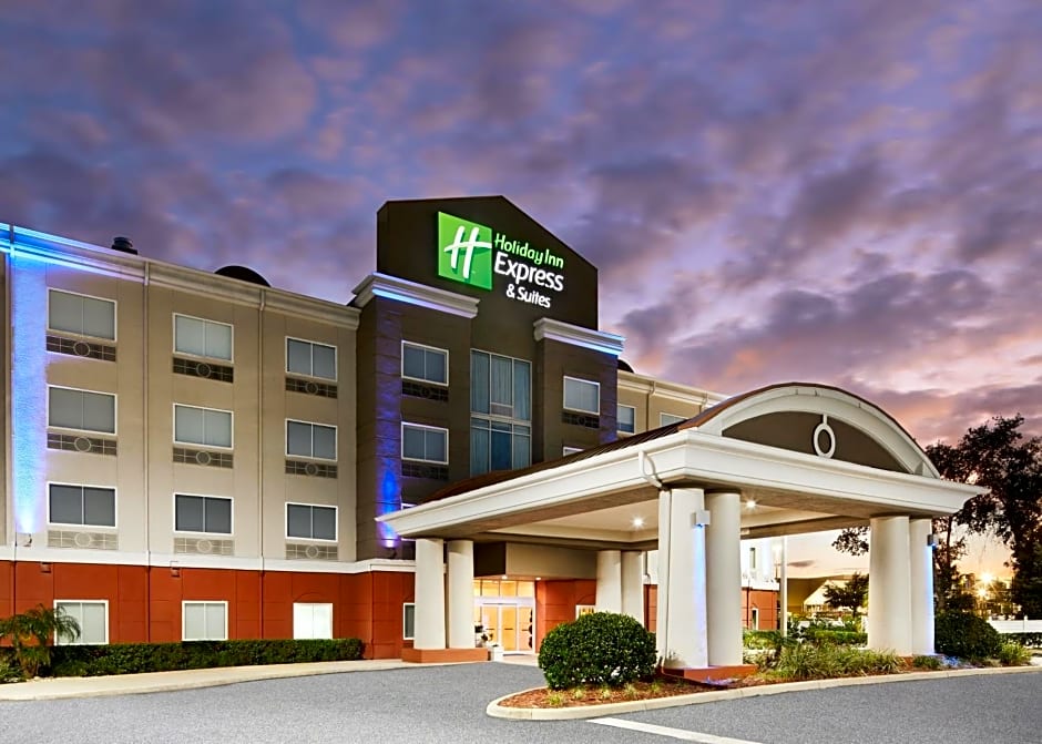 Holiday Inn Express Palatka Northwest