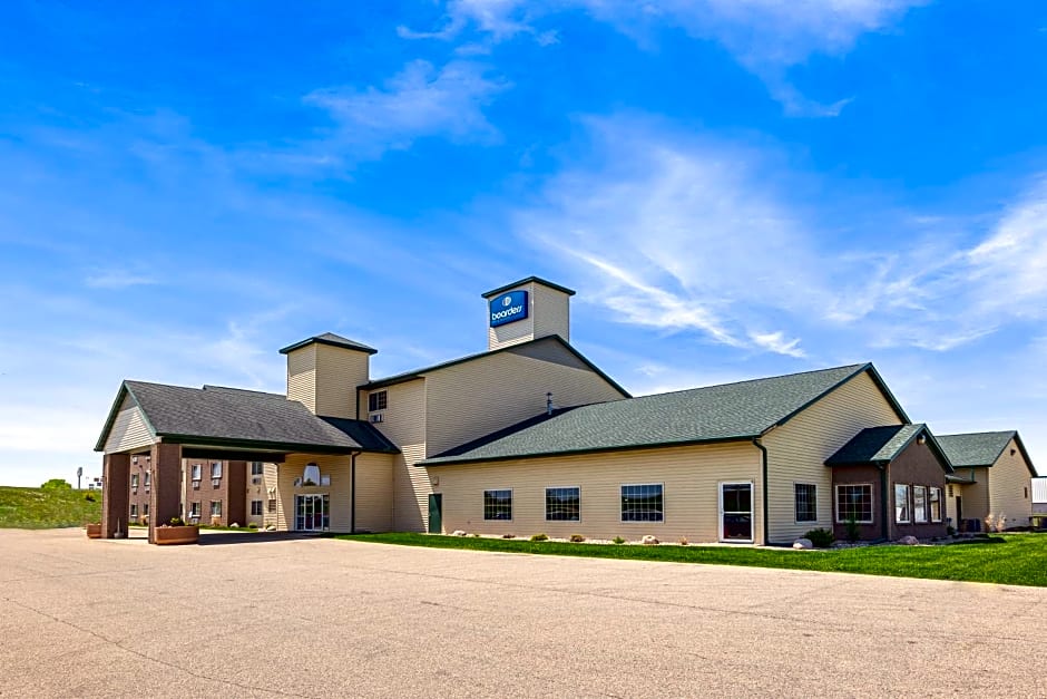 Boarders Inn & Suites by Cobblestone Hotels - Shawano