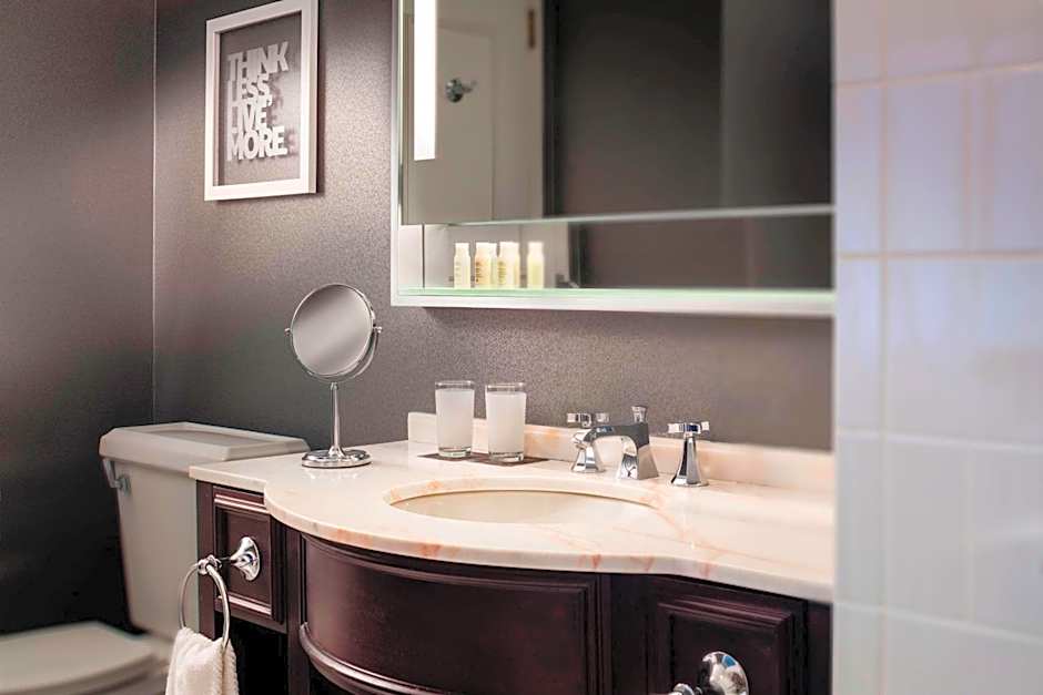 Renaissance by Marriott Providence Downtown Hotel