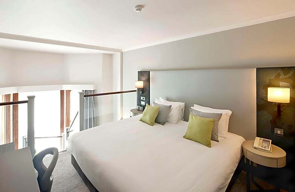 DoubleTree by Hilton London Kensington