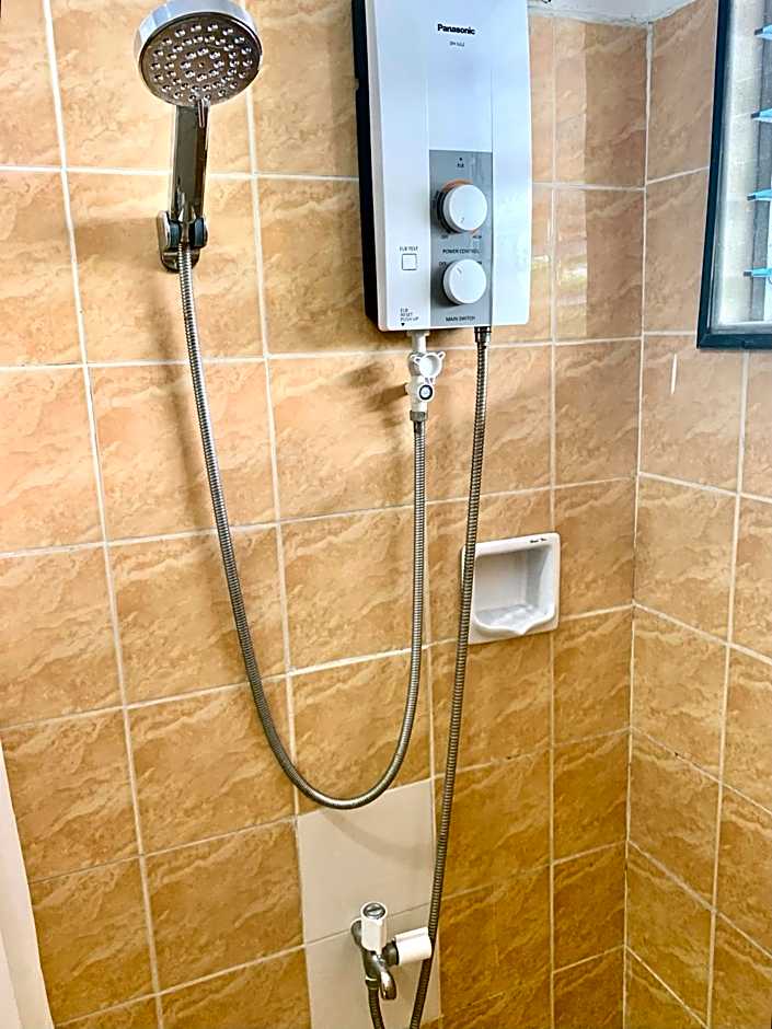 The Victorian by Stevrena Accommodations