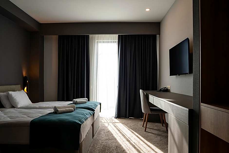 The West Inn-Georgia Hotel
