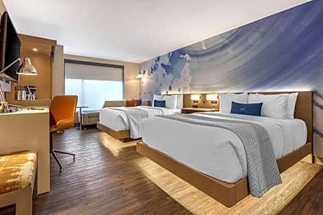 Queen Room with Two Queen Beds - Accessible/Non-Smoking