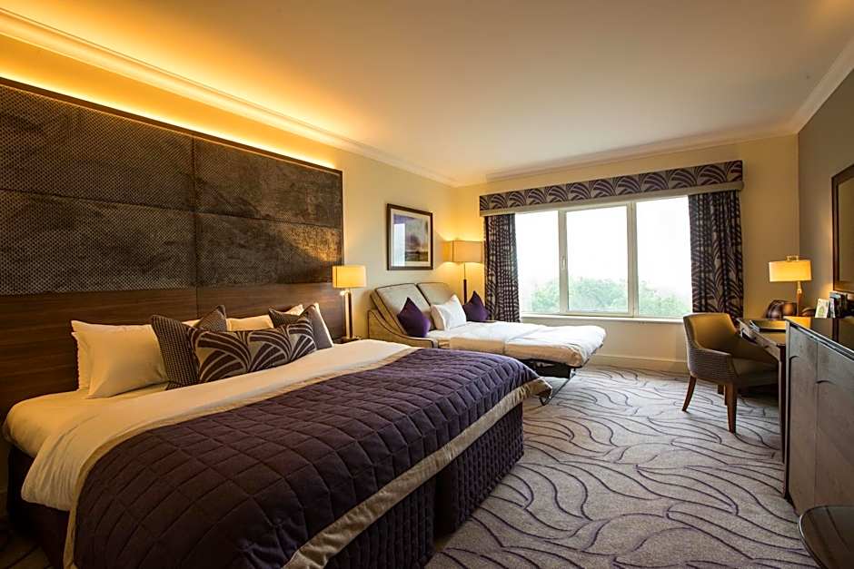 Photo 1 of 5 of Deluxe Resort 1 King Bed