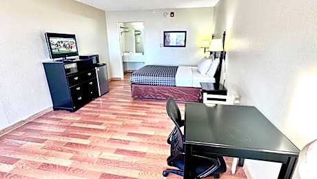 Budget Queen Room - Non Smoking