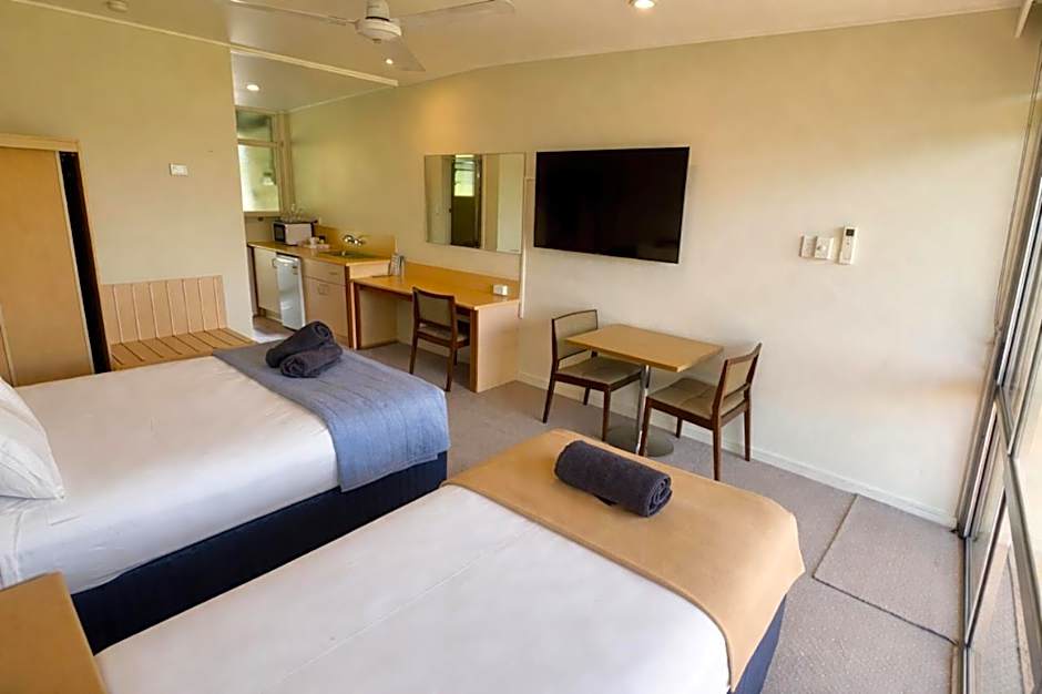 Atherton Motel