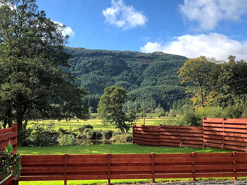 The Wee Ludging Cottage, Rashfield, by Dunoon