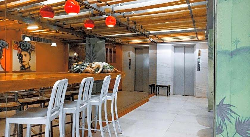 Metro Pratunam Boutique Hotel