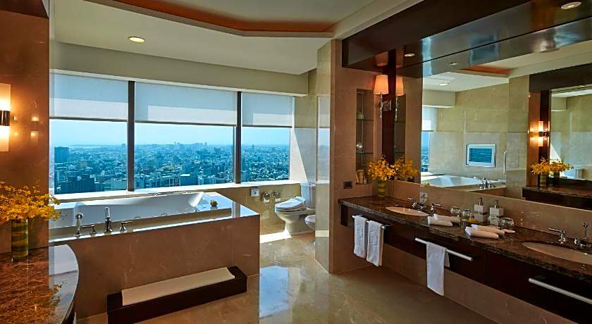 Shangri-La's Far Eastern Plaza Hotel, Tainan