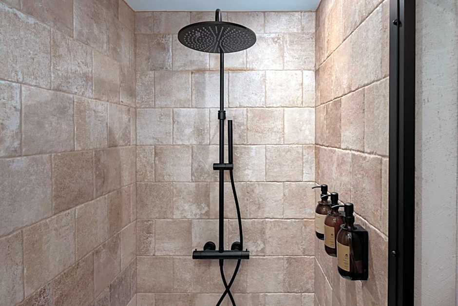 Hillview Hotel Grandvoir