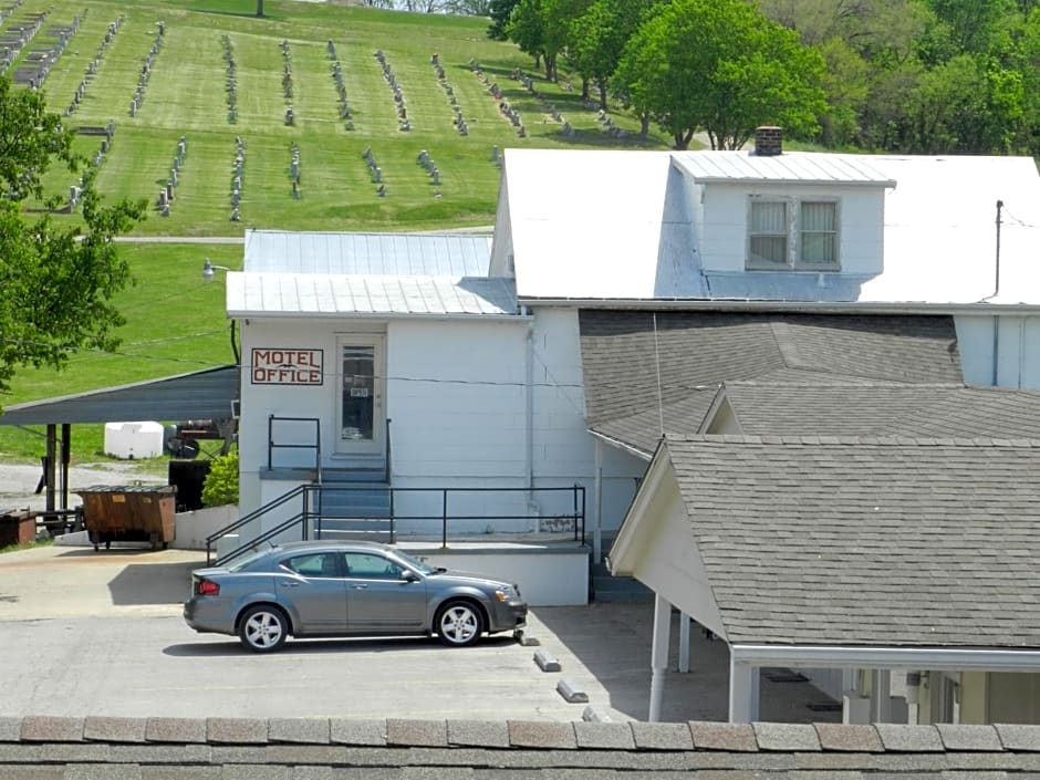 Hermann Motel