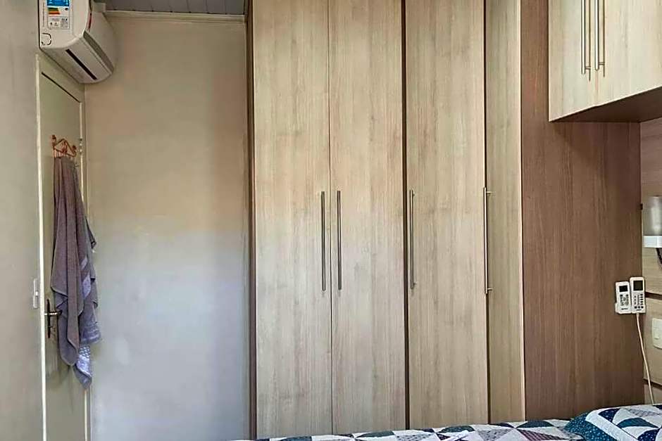 Casa com AR COND. em todos os comodos mobiliada