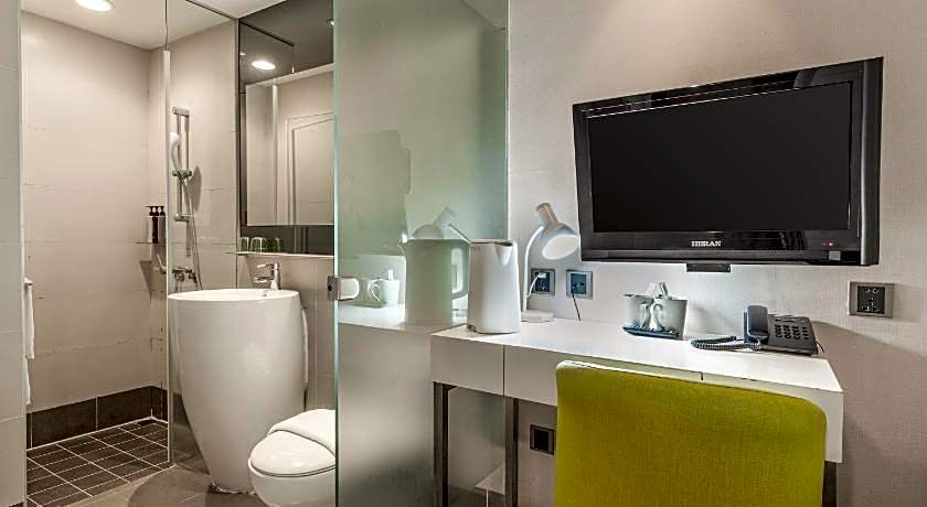 CHECK inn Taipei Xinyi
