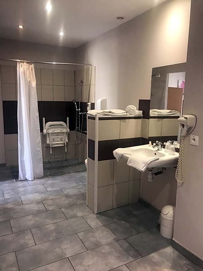 Au Royal Hotel