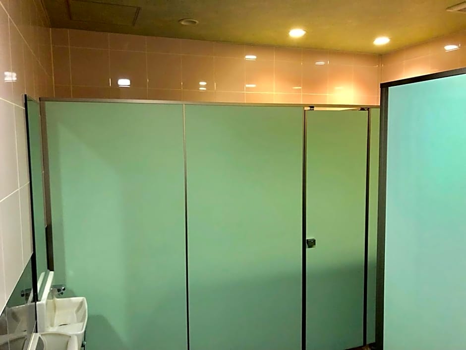 Capsule Hotel Block Room