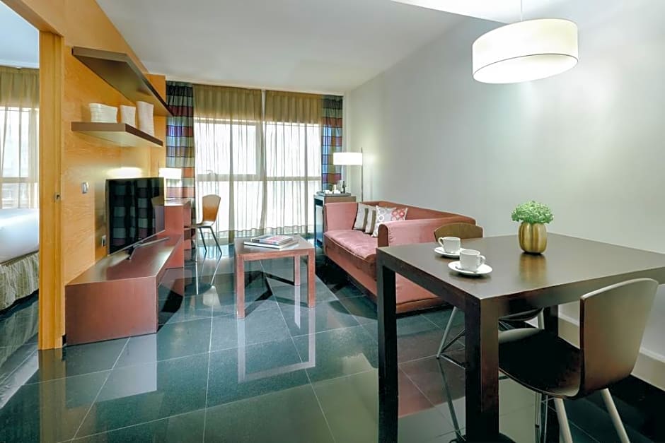 Hesperia Fira Suites