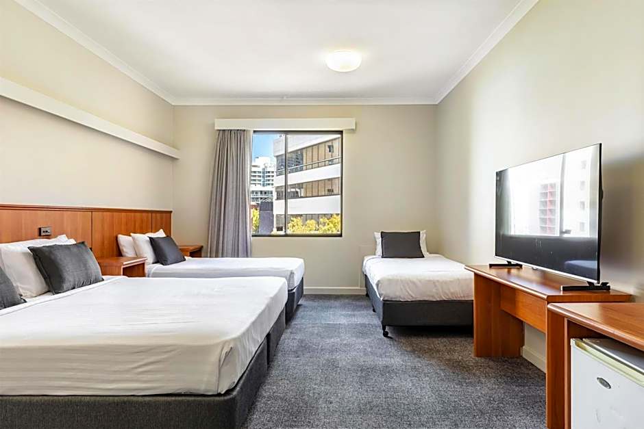 Metro Hotel Perth City