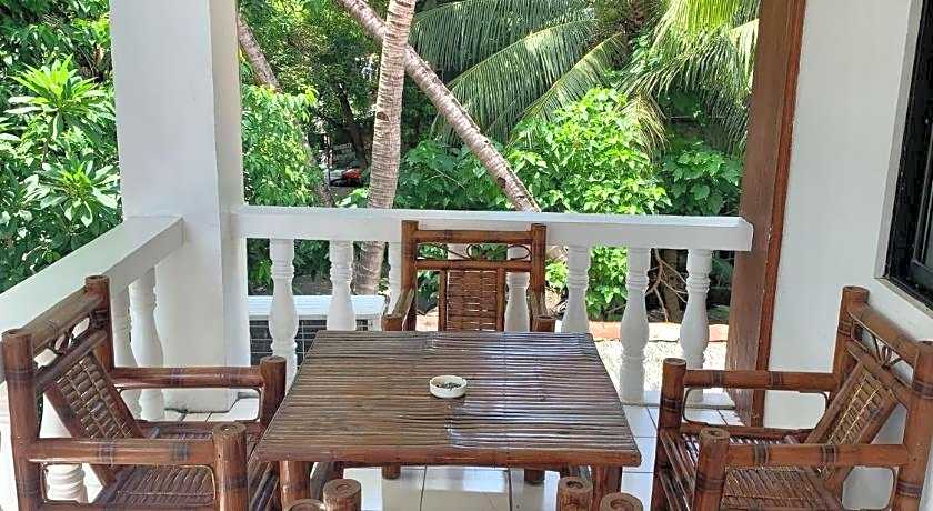 The Victorian by Stevrena Accommodations