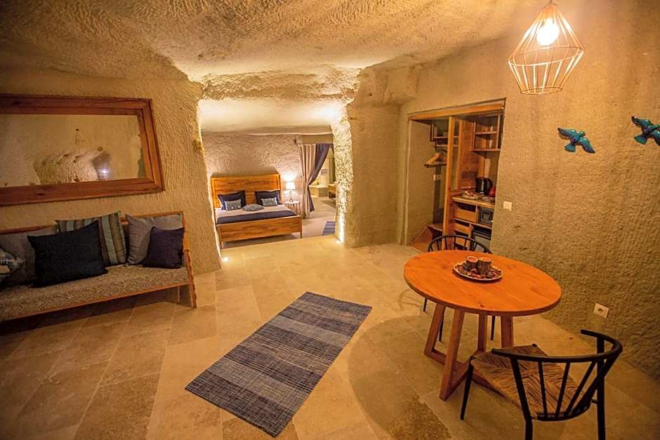 Azure Cave Suites - Cappadocia