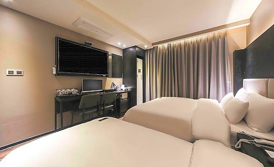 FrenchCode Hotel