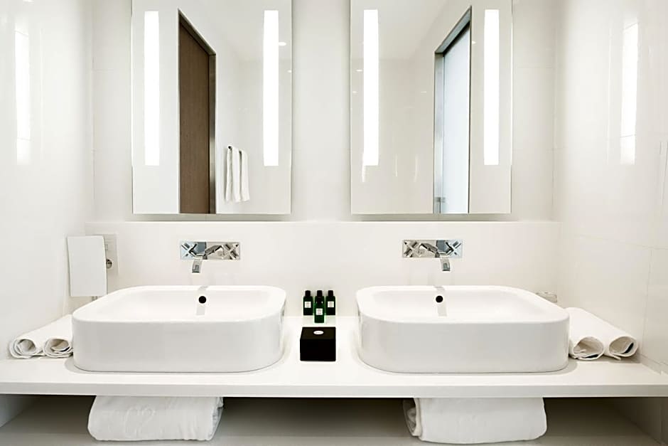 Hotel C2