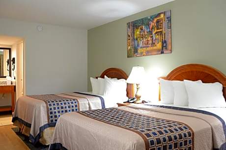 Double Room with Two Double Beds - Non-Smoking