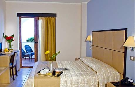 Double Room with Terrace and Sea View