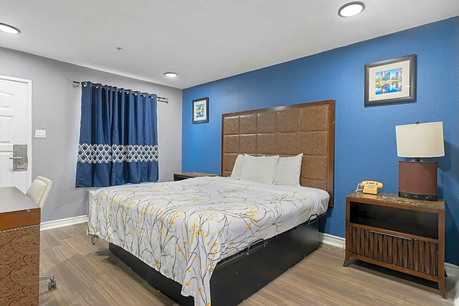 Golden Inn Dallas by Hotel O