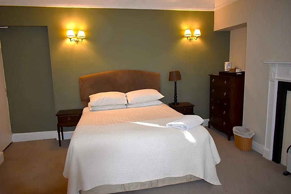 Donington Manor Hotel