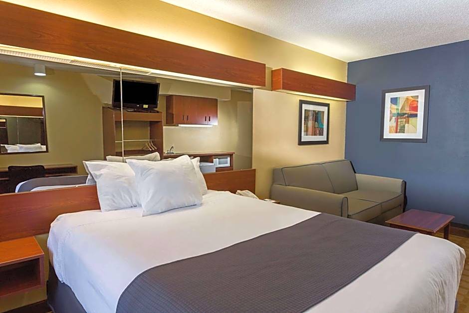 Microtel Inn & Suites By Wyndham Hillsborough