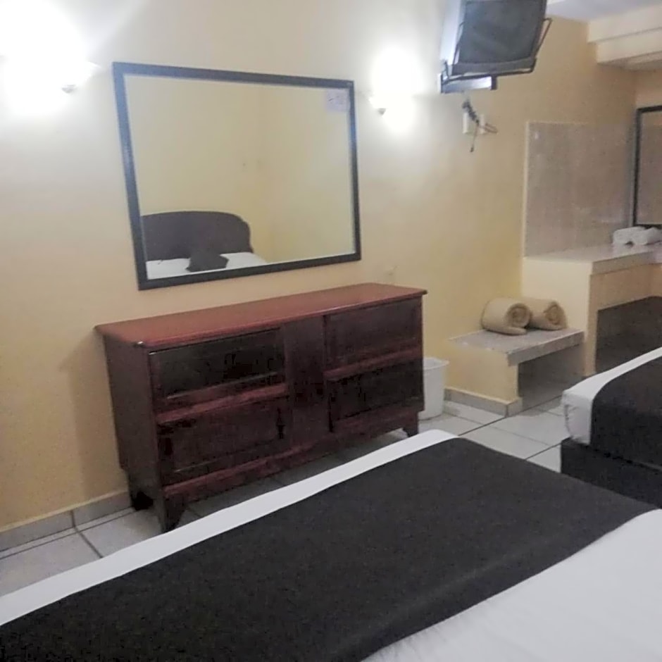 Hotel Miramar Inn