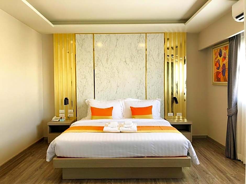 The Green View Hotel