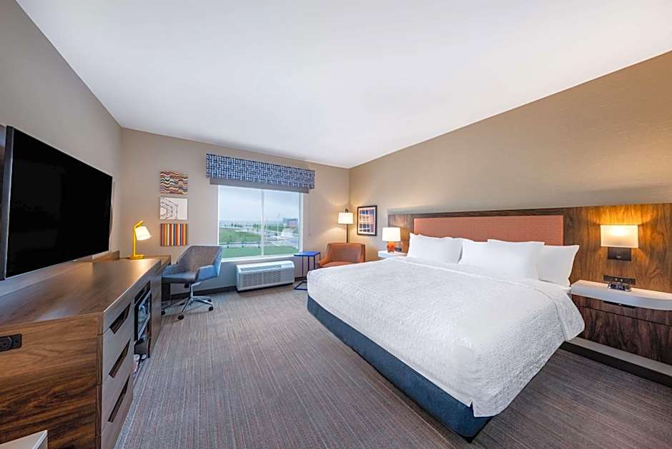 Hampton Inn By Hilton Kansas City Southeast, MO