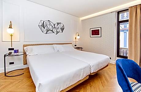 Superior Double Room with Extra Bed