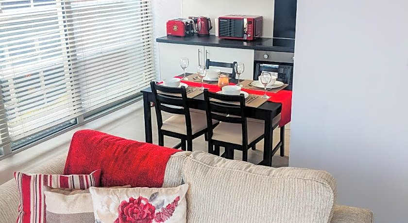 LT Grove Apartment - Stratford