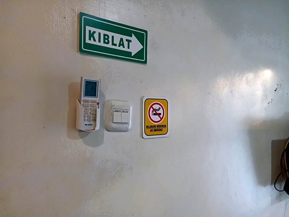 RedDoorz @ Jalan Sudirman Purwokerto