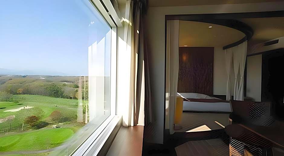 Kitahiroshima Classe Hotel